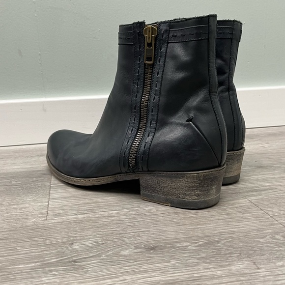 Costume National 40mm Double Zip Boot. Size US 8.5 DESIGNER 6 - Picture 13 of 16